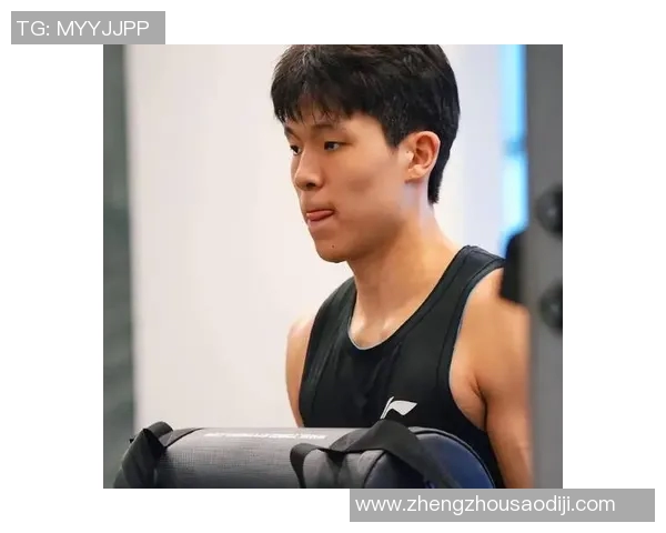 杨瀚森：首发登场不适应节奏和对抗，会向埃迪学中锋如何生存